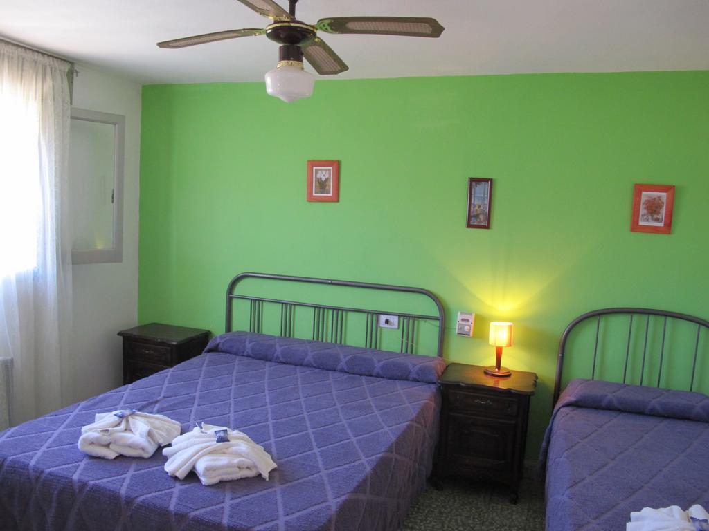 Bambi Hotel La Falda Dış mekan fotoğraf